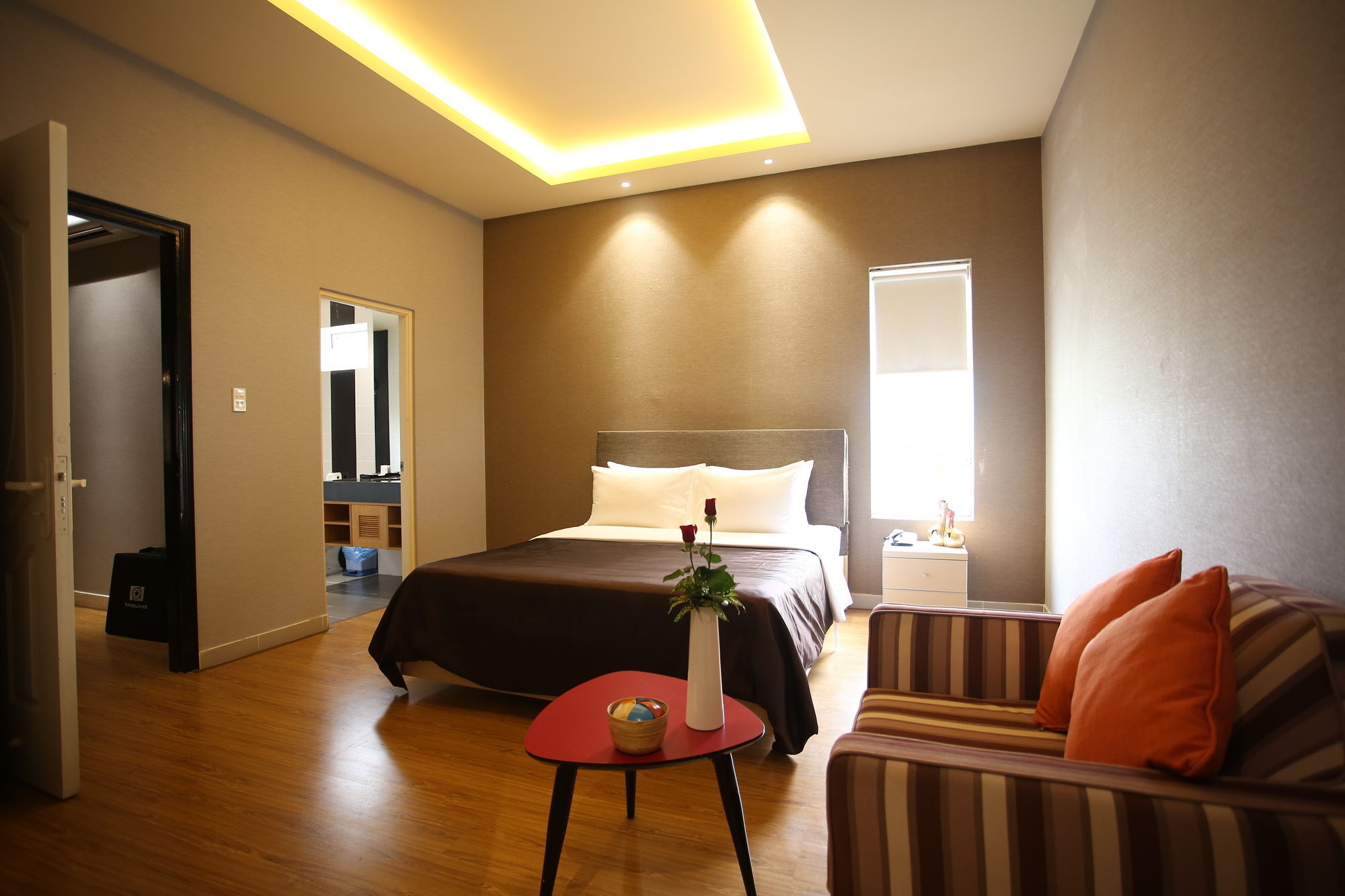 Diamond Luxury Căn hộ *