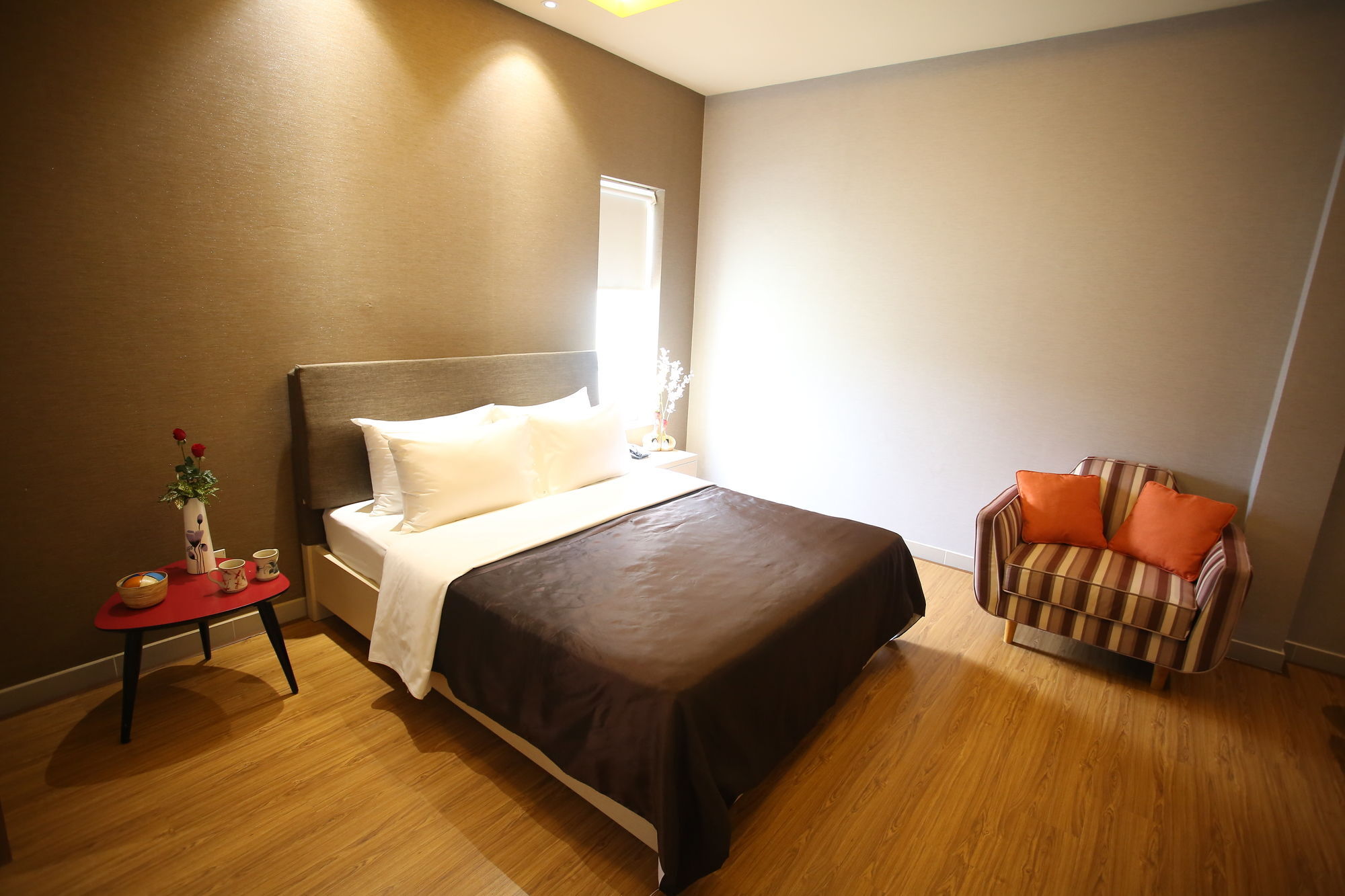 Diamond Luxury Căn hộ *
